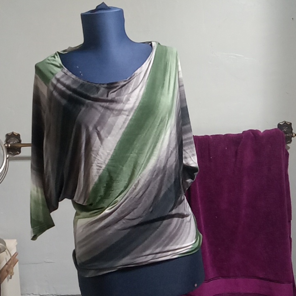 Cowl neck batwing Top